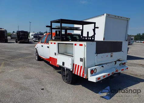 2018 Ram 2500 Tradesman 4X2 8' Box from USA, damaged, VIN 3C7WR4HJXJG172699